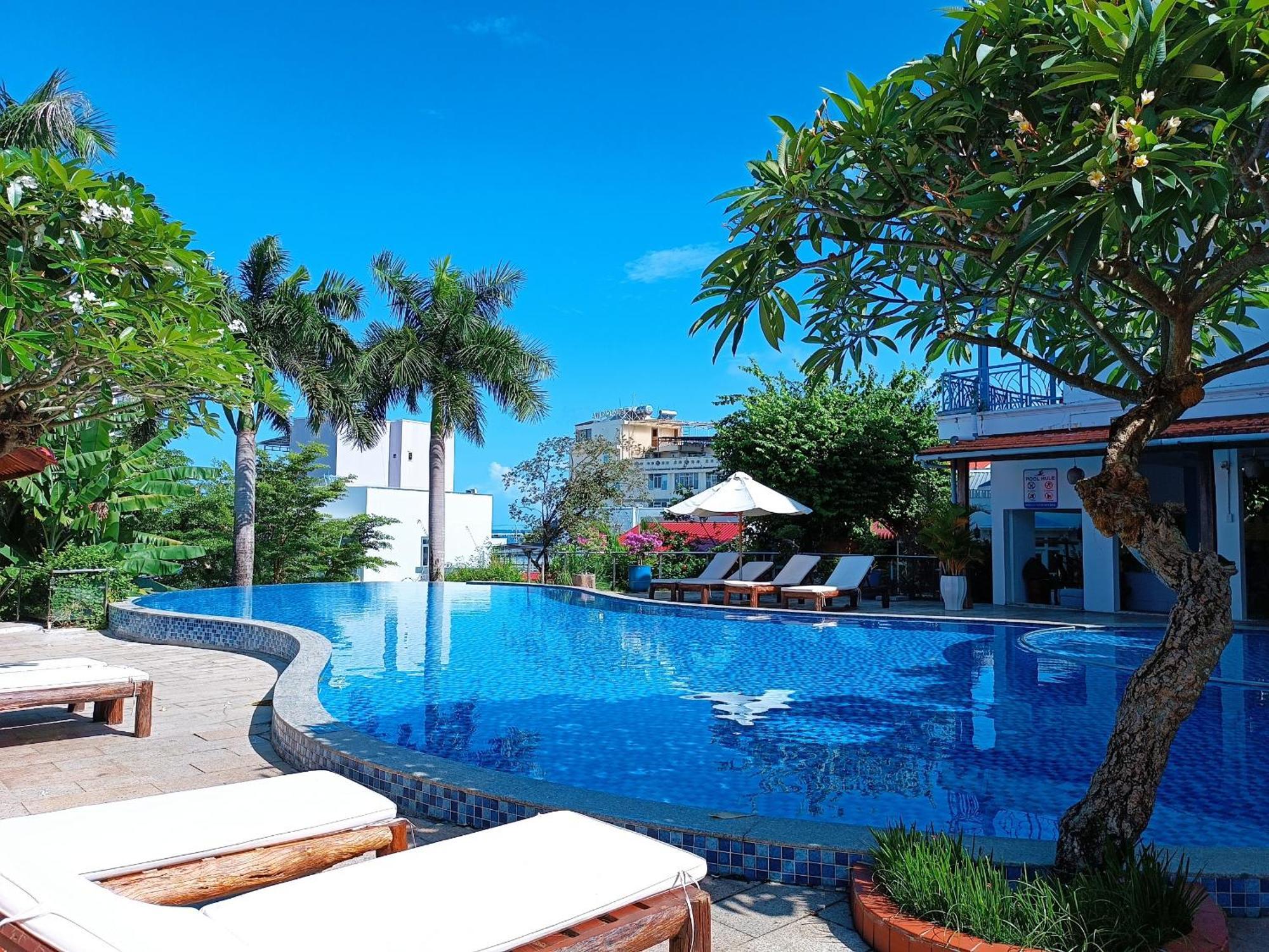 Suncosy Central Hotel Phú Quốc Exterior foto
